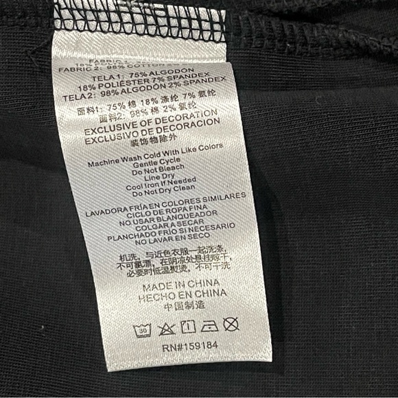 Messi Signature Cuff  Black Track Jacket Size Small- Soccer Athleisure - Picture 3 of 10